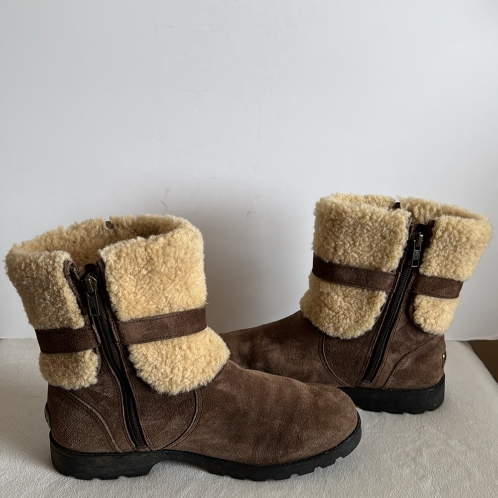 Ugg Suede Boots - Picture 7 of 14